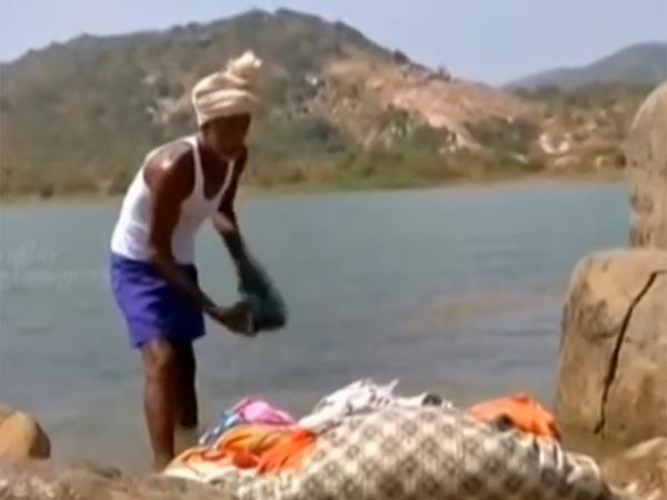 Samaniyarudan Oru Naal in Puthiya Thalaimurai Samaniyarudan Oru Naal in Puthiya Thalaimurai