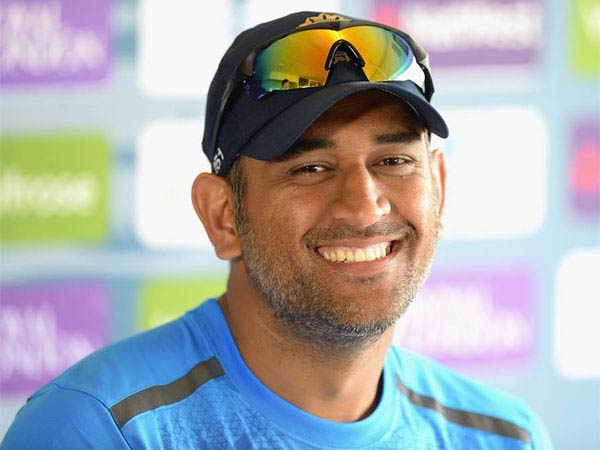 விளையாடினால் போதும்