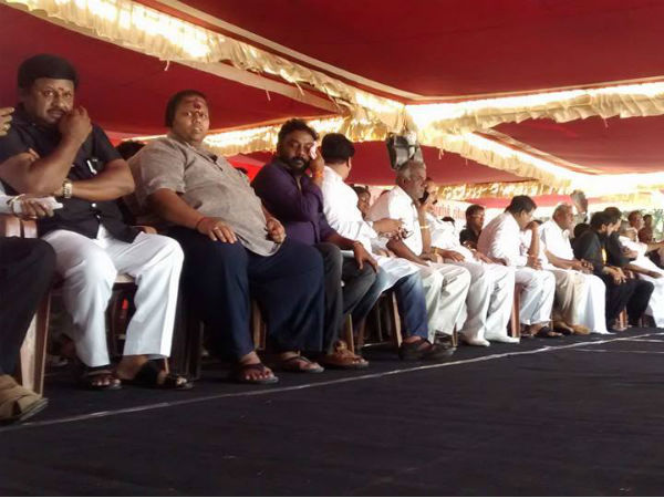 விசாரணை....