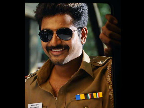 காக்கிச்சட்டை சிவகார்த்திக்கேயன்