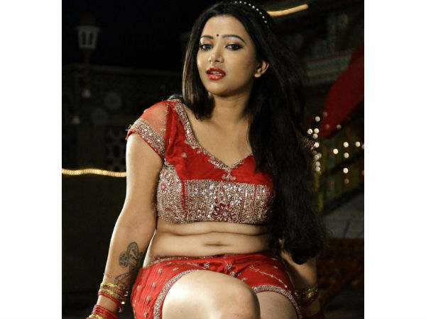 பத்திரிக்கையாளர்கள்
