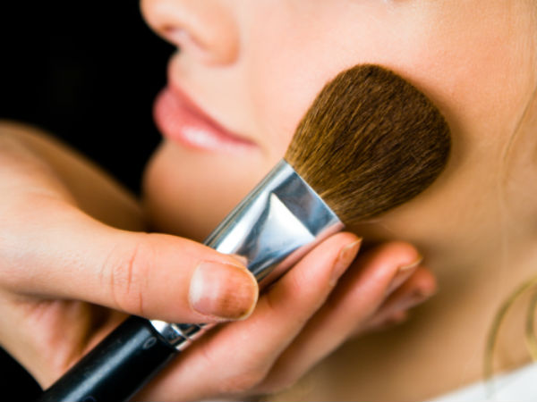 SC puts an end to restrictions on women makeup artists in Bollywood SC puts an end to restrictions on women makeup artists in Bollywood