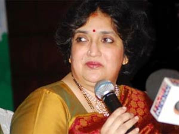 Complaint lodged against Latha Rajinikanth Complaint lodged against Latha Rajinikanth