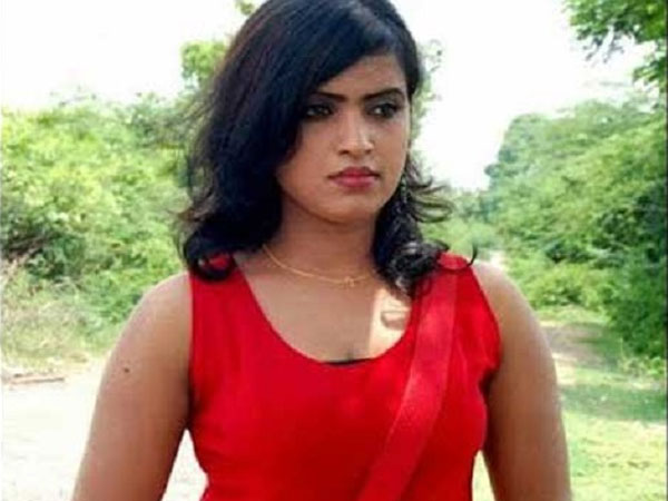 Actress Sruthi Chandralekha gets bail Actress Sruthi Chandralekha gets bail