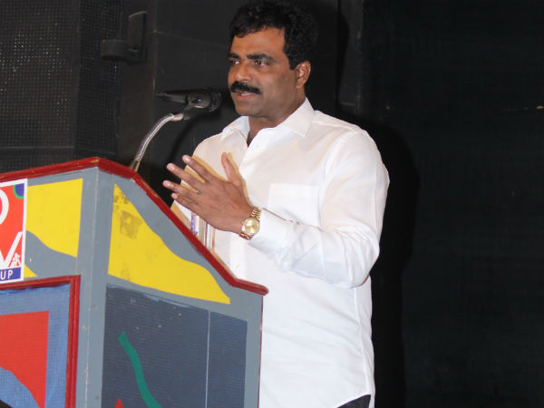 Its a conspiracy against Rajini and Lingaa - Rockline Venkatesh Its a conspiracy against Rajini and Lingaa - Rockline Venkatesh