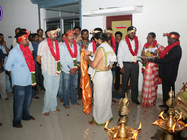Vijay Vasanth's Achamindri launched with pooja Vijay Vasanth's Achamindri launched with pooja