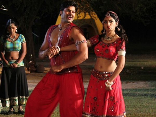 உற்சாக நடனம்