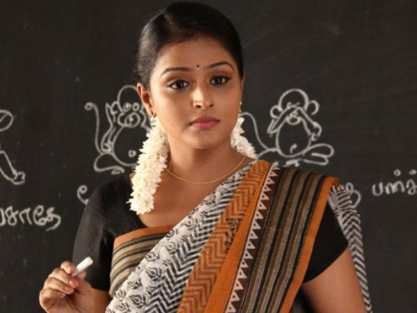 டீச்சர் நாயகி...