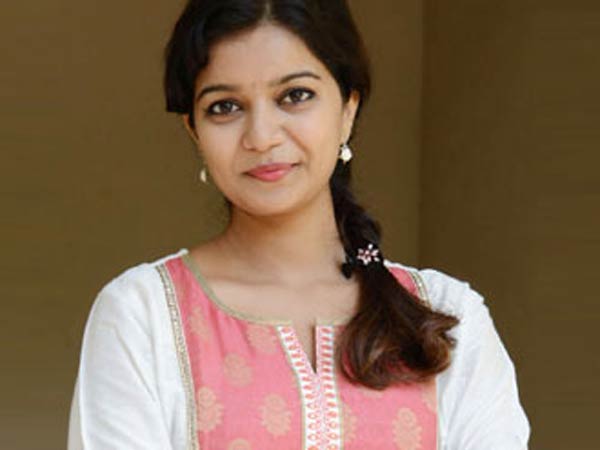 விரைவில் பாடல் பதிவு...