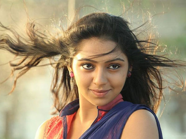 படிப்பும், நடிப்பும்: