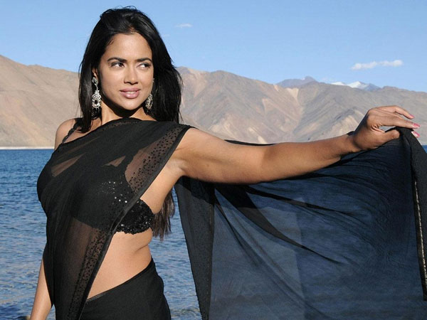 Sameera Reddy-Akshai Varde Blessed with Baby Boy Sameera Reddy-Akshai Varde Blessed with Baby Boy