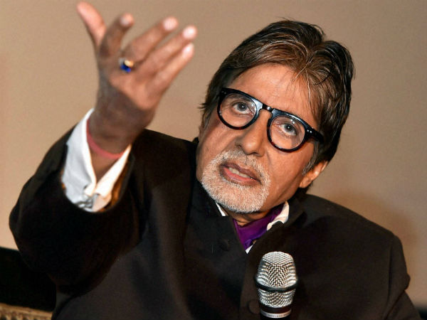 Amitabh Bachchan in trouble over 'poem', slapped Rs 1 crore notice Amitabh Bachchan in trouble over 'poem', slapped Rs 1 crore notice