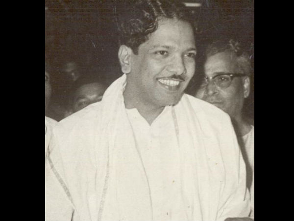 அரசியலுக்கு அடித்தளமிட்ட நாம் திரைப்படம்