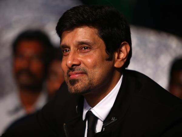 Actor vikram & Akshay Kumar enter TV Home shopping business with 'Best Deal TV' Actor vikram & Akshay Kumar enter TV Home shopping business with 'Best Deal TV'
