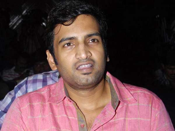 Dont punish artists for appearing in ads, says Santhanam Dont punish artists for appearing in ads, says Santhanam
