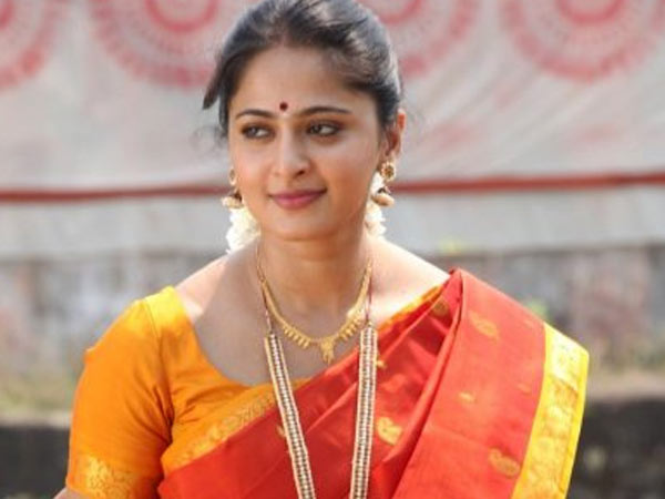இந்த முறை அனுஷ்காவுடன் ஸ்ருதிஹாசன்