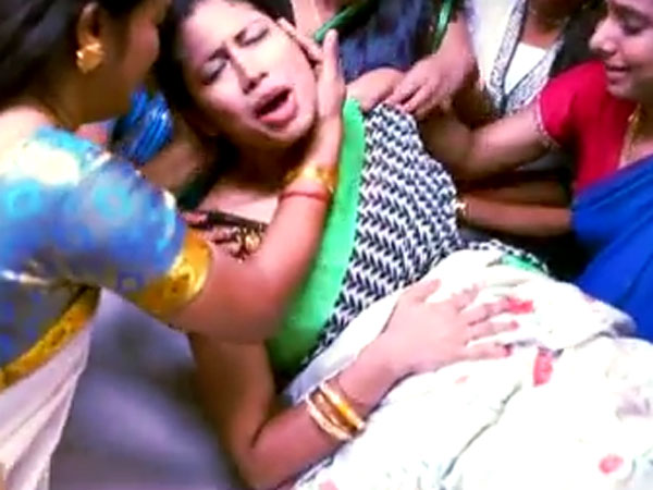 லைவ் பிரசவம்