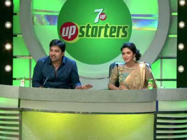 போட்டியாளர்களுடன் நடனம்