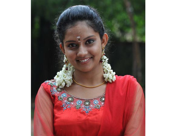சாட்டை