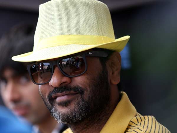 விஜயின் பதிலுக்காக காத்திருக்கும் பிரபுதேவா
