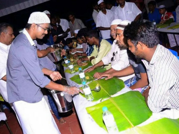 Actor Vijay: Ramzan Special Iftar Party Actor Vijay: Ramzan Special Iftar Party