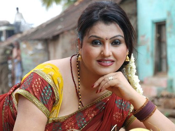 actress Sona like to act as mother to vijay actress Sona like to act as mother to vijay