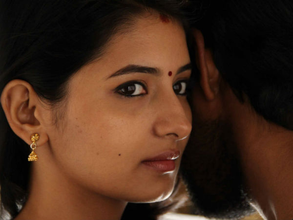 Reshmi Menon's adamant behavior with Kirumi crew Reshmi Menon's adamant behavior with Kirumi crew