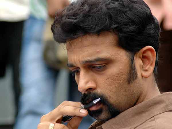 Is JD Chakravarthy Rajini's villain? Is JD Chakravarthy Rajini's villain?