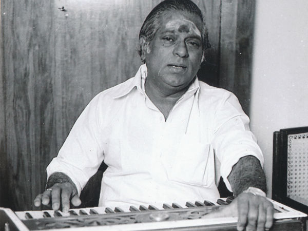 கீர்த்தனைக்கு சமம்