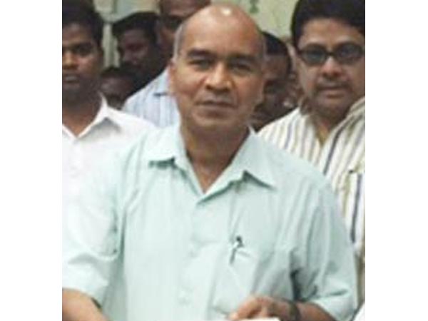 Sasi Perumal plays Kamarajar's assistant Vairavan Sasi Perumal plays Kamarajar's assistant Vairavan