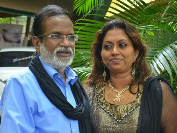 இசையோடு, பாடகியாகவும்...