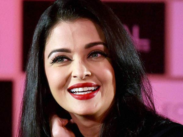 Dont look back your college day love affairs - Aishwarya Rai Bachchan Dont look back your college day love affairs - Aishwarya Rai Bachchan