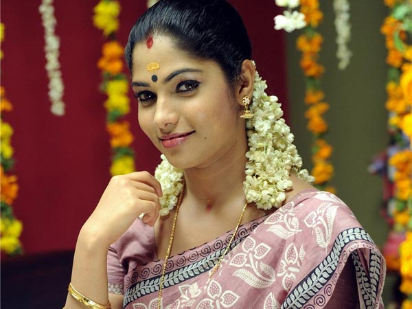கொச்சியில்..