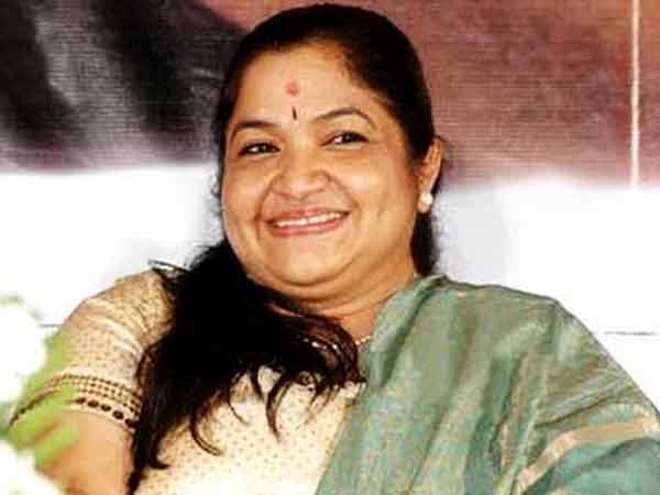மலையாள பாடகிகள்