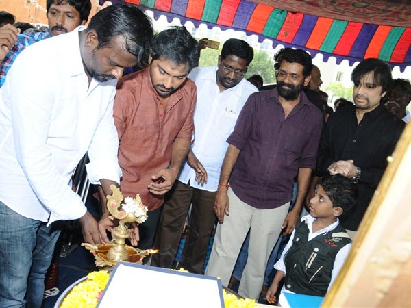 Karthik - Vaibav in Jindha Karthik - Vaibav in Jindha