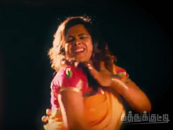 சரக்கடிக்கும் காட்சி...