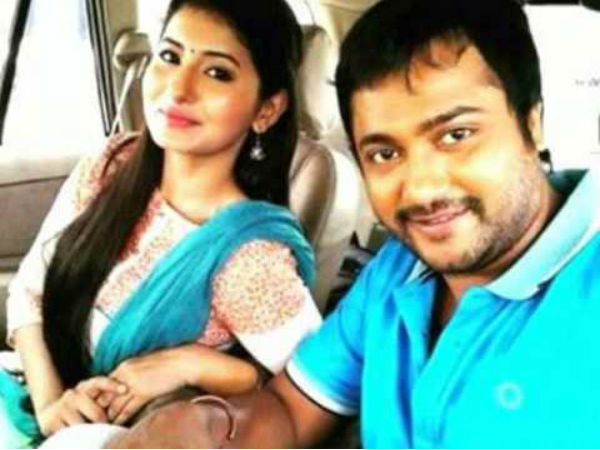 Bobby Simhaa - Reshmi Menon Secret Engagement Bobby Simhaa - Reshmi Menon Secret Engagement