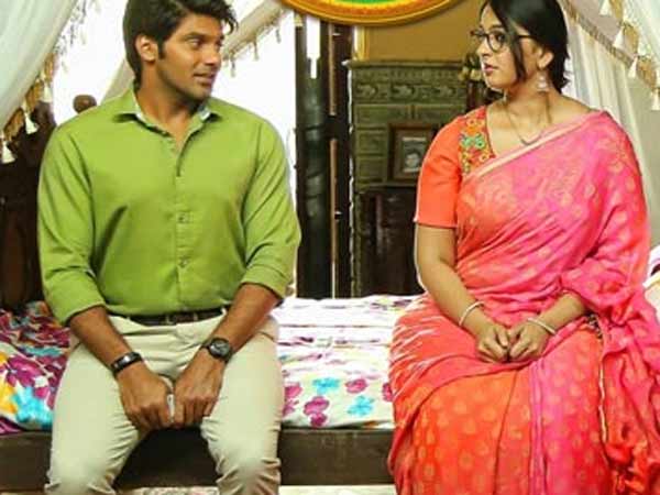 லிப் லாக் காட்சி