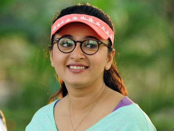 குண்டு குண்டு பெண்ணே