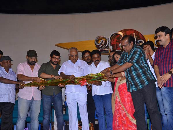 Real snake at Vidayutham audio launch stage Real snake at Vidayutham audio launch stage