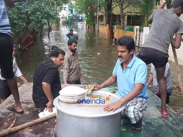 Mayilsamy and Imman Annachi Provide Food Mayilsamy and Imman Annachi Provide Food