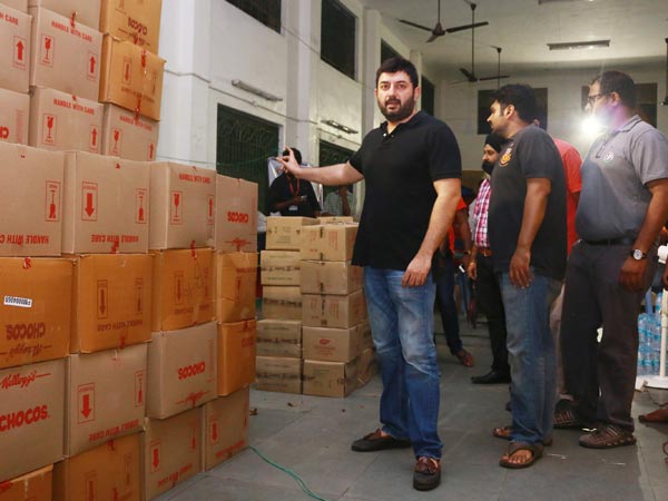 Arvindswamy provides medical air to 2 lakh families Arvindswamy provides medical air to 2 lakh families