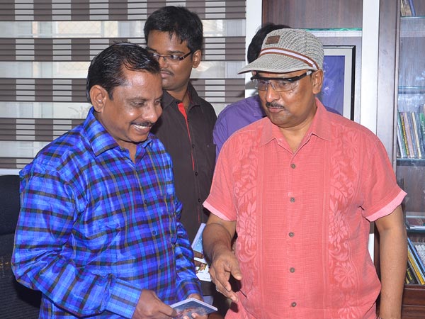 K Bagyaraj releases Balan's Paiyan single track K Bagyaraj releases Balan's Paiyan single track