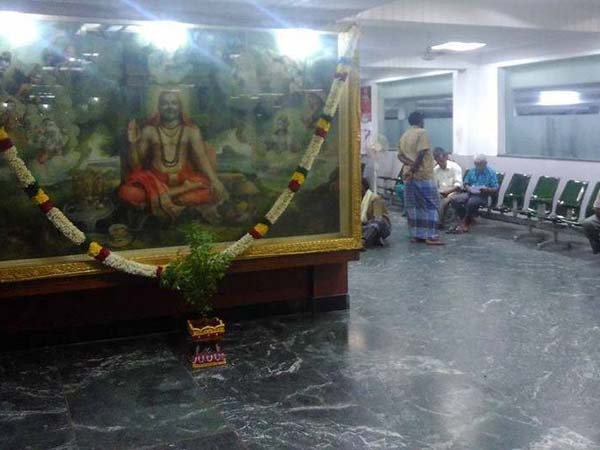 Rajini provides shelter for 1000 sanitary workers Rajini provides shelter for 1000 sanitary workers