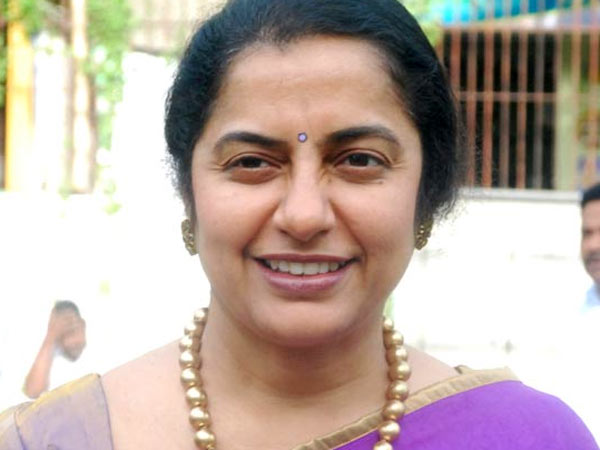 Why People giving Importance for Beep Song - Suhasini Maniratnam Why People giving Importance for Beep Song - Suhasini Maniratnam