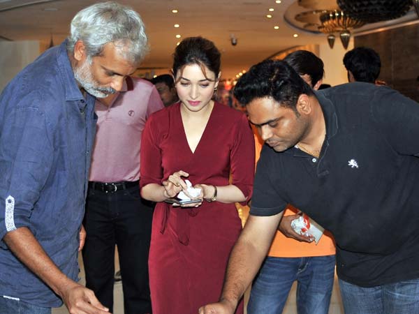 Tamannaah celebrates birthday at Thozha set Tamannaah celebrates birthday at Thozha set