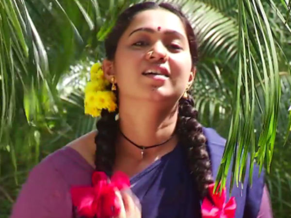 மீண்டும் தாவணி...