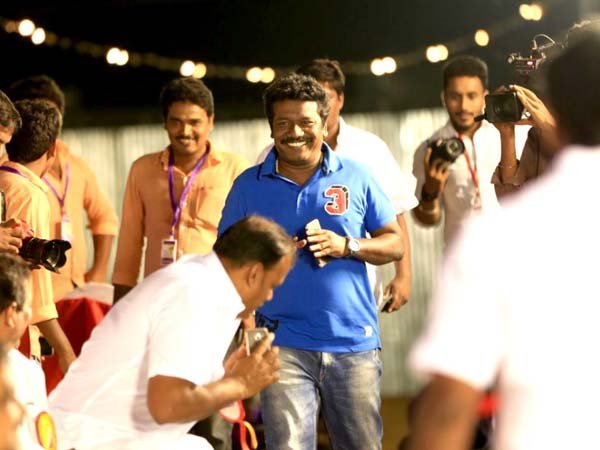 கருணாஸ்