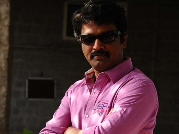 Cheque bounce case: Cheran daughters appears in court Cheque bounce case: Cheran daughters appears in court