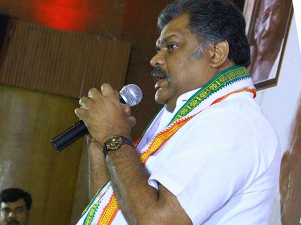 GK Vasan releases Kamaraj movie DVD GK Vasan releases Kamaraj movie DVD